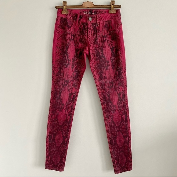 Victoria's Secret Pants - Victoria’s Secret Red Snakeprint Jeans Size 4